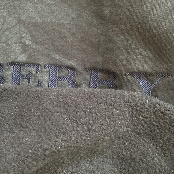 Burberry Embroidered LOGO Sweatshirt! BLACK, plush lining, Unisex Size 5 🖤 - Picture 11 of 14
